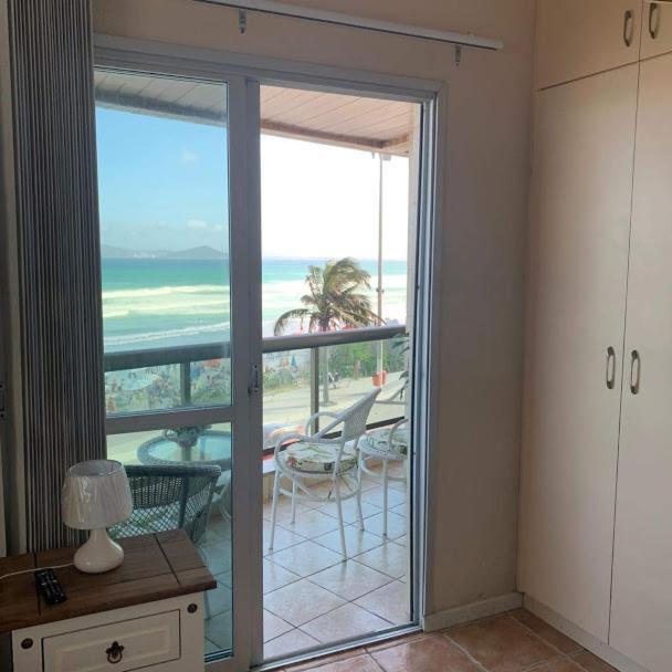 Apartamento Do Luxo - Totalmente De Frente O Mar Cabo Frío